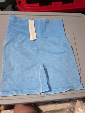 Seamless High-Waist Athletic Shorts - Light Blue